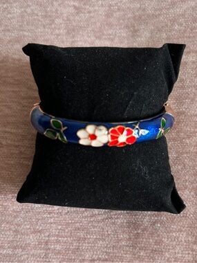 Jiu Long Xing Vintage Cloisonné Bracelet Floral Enamel Hinged Blue